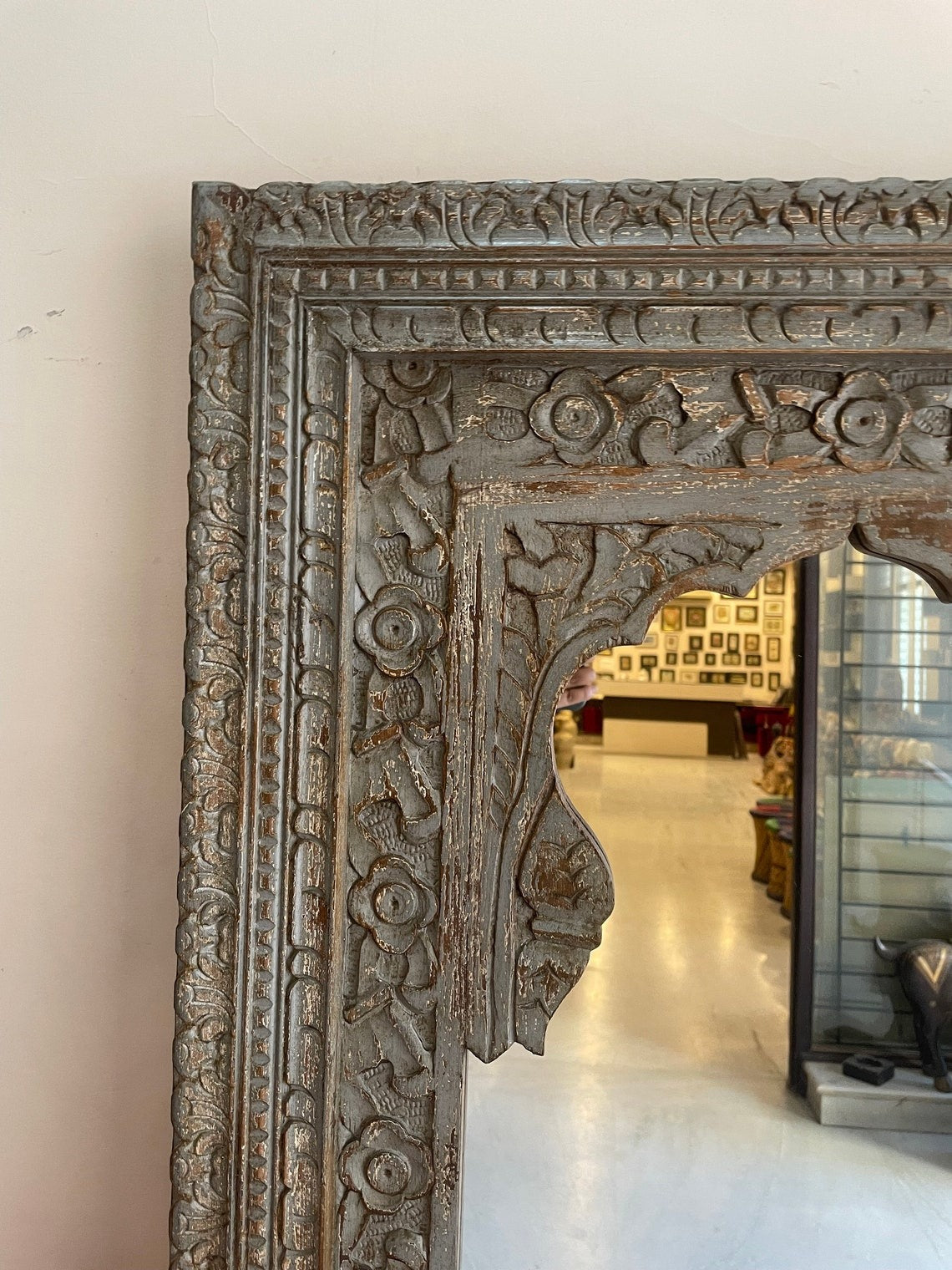 Vintage Charm: Indian Handcarved Wooden Wall Mirror